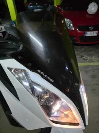 Kymco Superdink 125cc Maxiscooter