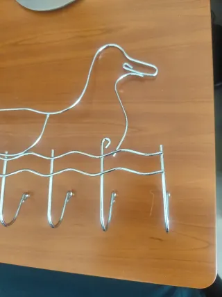Perchero de pared con diseño de pato