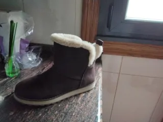 Botín mujer marrón con forro de pelo