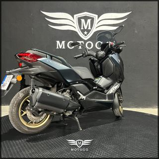 YAMAHA X MAX 300 TECH MAX - 2024 con 15.286 km