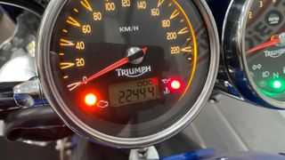 Triumph Rocket III Custom Manual