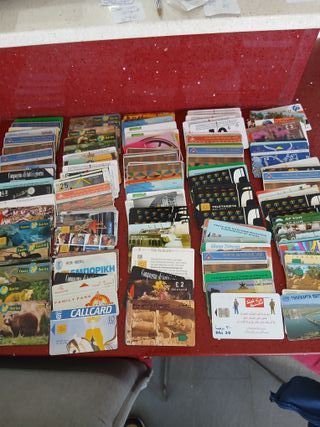 GRANDI Lotto di 600 carte telefoniche da collezione