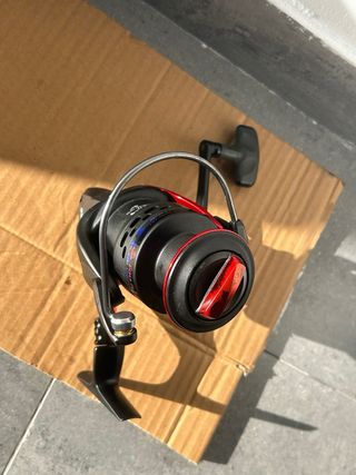 Carrete de pesca Okuma