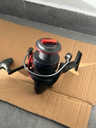 Carrete de pesca Okuma