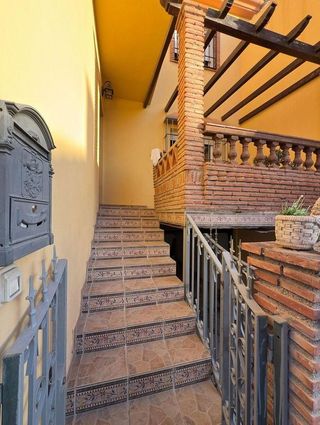 Chalet en venta en Zubia (La)