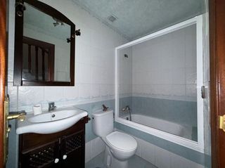 Chalet en venta en Zubia (La)