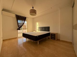 Chalet en venta en Zubia (La)