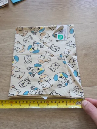 Set 2 cappellini + 1 scaldacollo neonato, nuovo