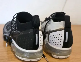 Nike Air VaporMax Flyknit 2 Talla 42