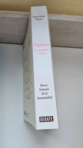 Sapiens. De animales a dioses / Sapiens: A Brie...