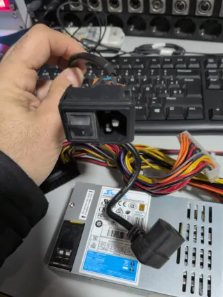 Fuente Seasonic 250W 80+ Bronze ATX