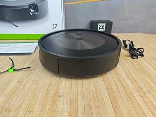 iRobot Robot Aspirador Roomba J7