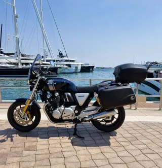 Top Case y Maletas Laterales Honda Cb1100