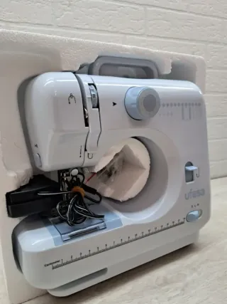 Máquina de Coser Ufesa SW1201 Facile
