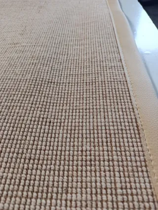 Alfombra de lana beige