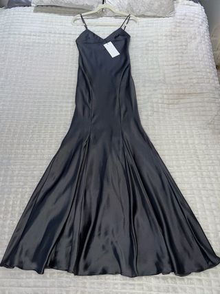 Vestido largo Zara gris satinado