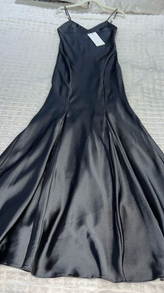 Vestido largo Zara gris satinado
