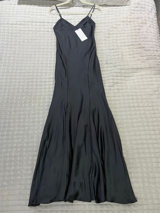 Vestido largo Zara gris satinado