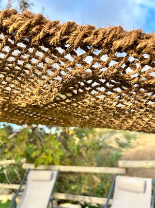 Toldo Vela Sombreo Fibra coco anclajes Triangular