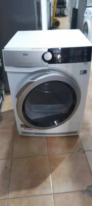 Secadora AEG 8kg A+++