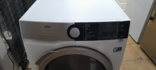 Secadora AEG 8kg A+++