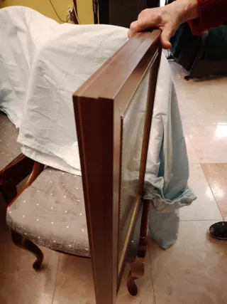 Mueble Guarda Llaves Madera y Cristal