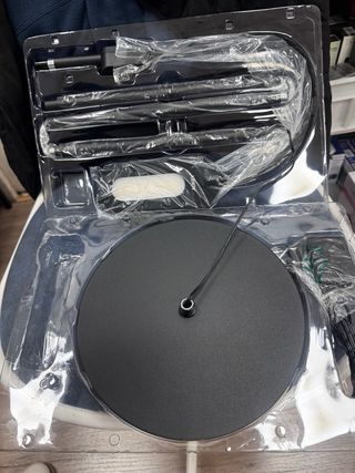 Lámpara de pie moderna negra