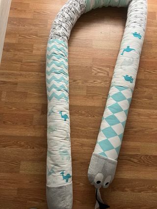 Chichonera y cojín de seguridad para cama