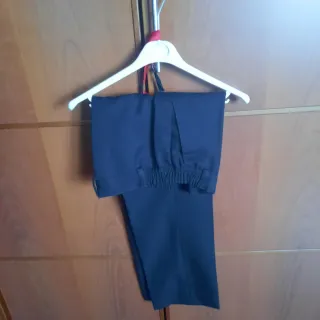 Traje de comunión niño azul y rojo, talla 10