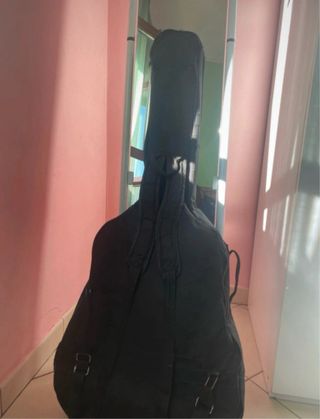 Chitarra classica nera