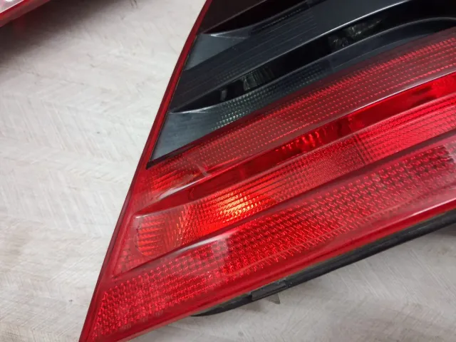 Pilotos Traseros Mercedes Benz W202