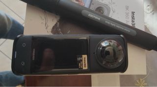 Insta360 X4 + Bastone Selfie