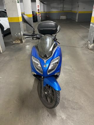 Scooter 125cc, se vende por poco uso, negociable
