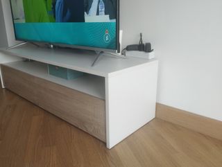 Mueble TV 2 puertas blanco y madera