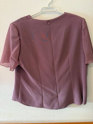 Pilar y Mella Blusa Morada Encaje Talla M
