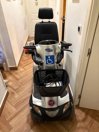Scooter eléctrico Invacare Leo