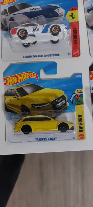 Lote 6 Hot Wheels: Ferrari F40 , Audi RS6, Porsch