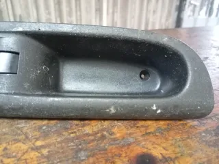 Mando Elevalunas Renault Clio Fase II Delantero Dc