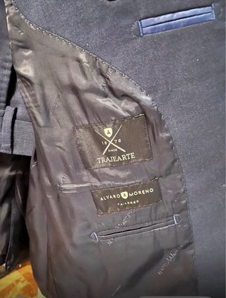 Traje azul oscuro talla 54