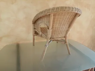 Butaca infantil de mimbre (leer descripción)