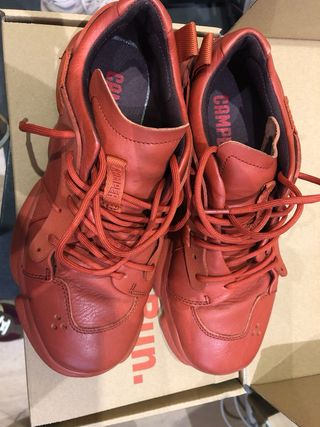 Zapatos Camper Karst Talla 40 Rojo