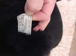 Stivali Ugg neri con fiocco