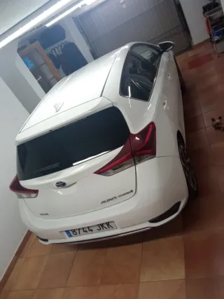Toyota Auris 2016