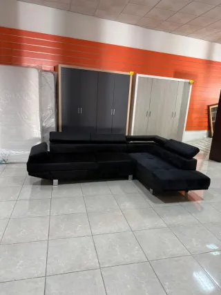 Sofá modular negro de tela