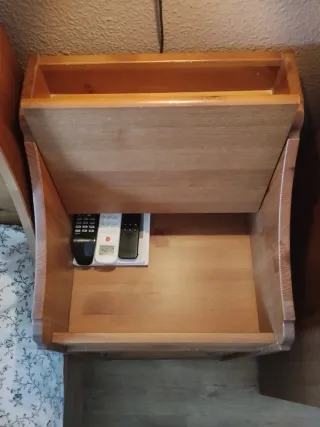 Comodino Leksvik Ikea in legno massello rustico