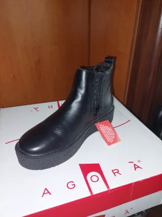 Stivaletto donna basso nero in pelle