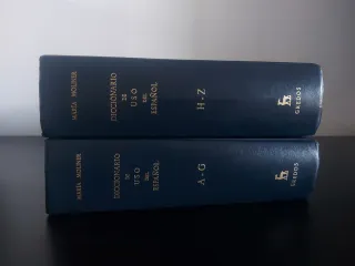 Diccionario uso español María Moliner. Gredos 1990