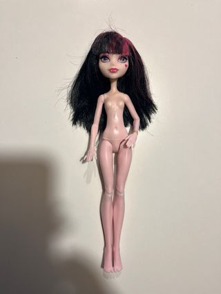 Monster High Draculaura budget G2