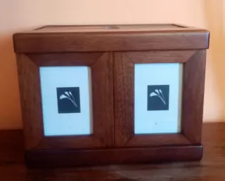 Caja portafotos de madera