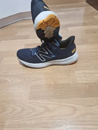 New Balance 880 Fresh Foam Talla 44